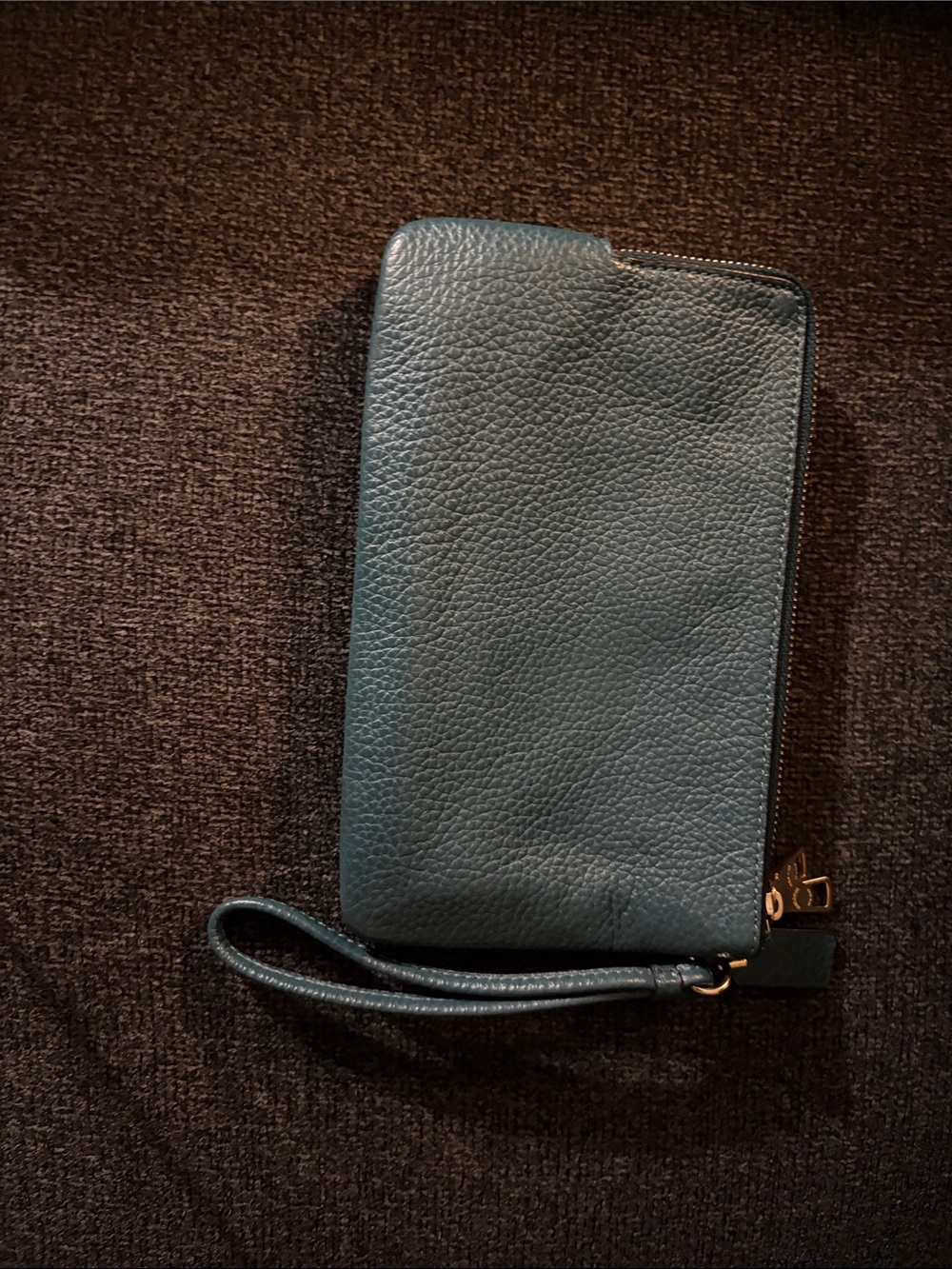 Coach Teal Pebbled Leather Wristlet Clutch with Gold Hardware - Picture 2 of 4